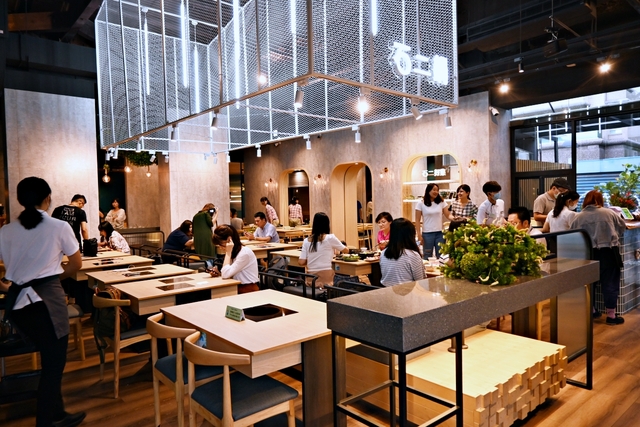 士林火鍋：士林石二鍋Fresh新開幕，吃宵夜好選擇，22:00後入店用餐，享套餐升級為大菜盤 大肉盤組合-捷運士林站 @yass集合啦！