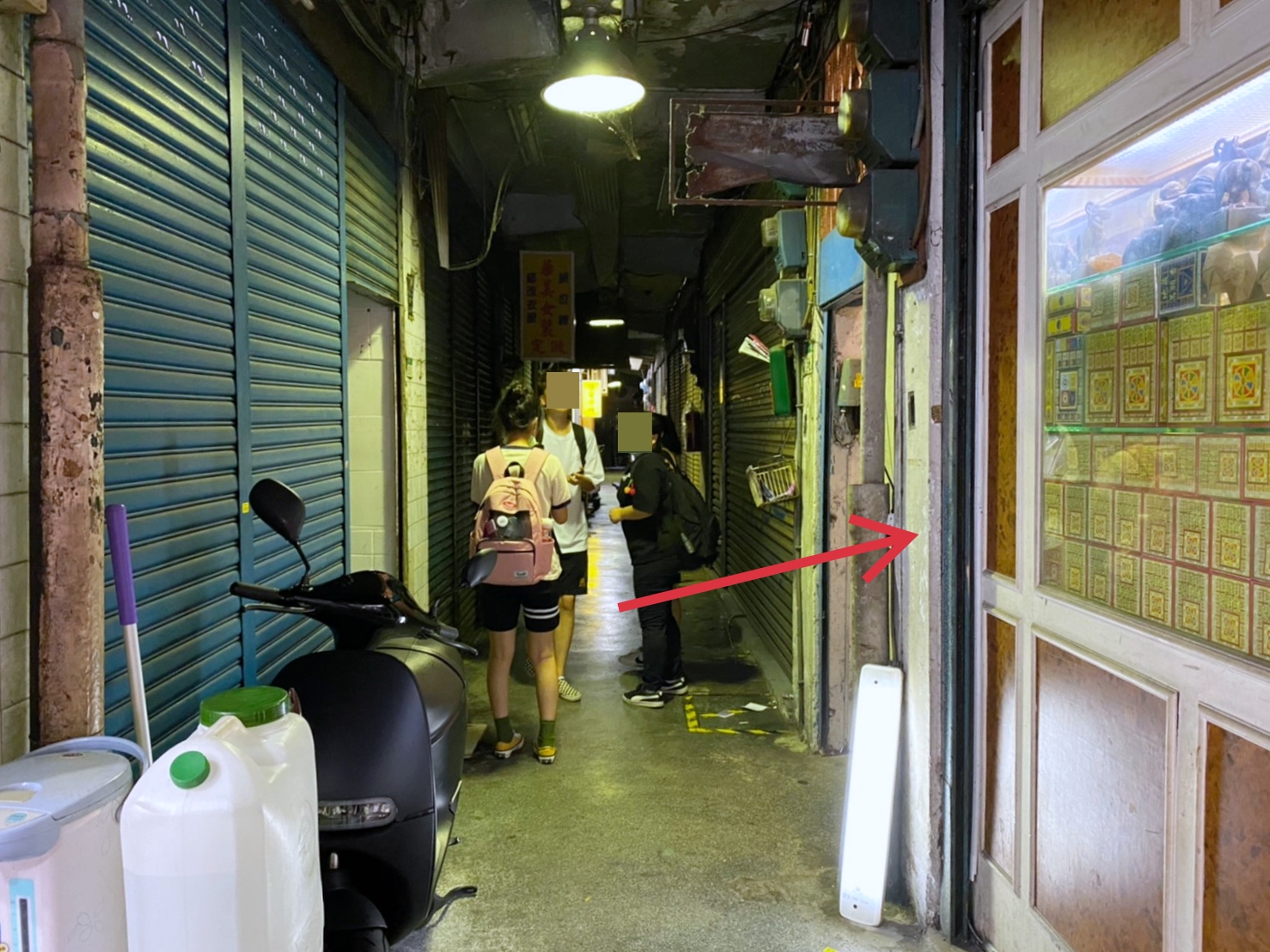 板橋咖啡廳：Merci vielle隱身在黃石市場巷弄內的特色老屋咖啡廳-捷運府中站 @yass集合啦！