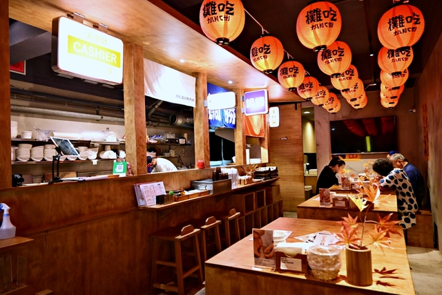 台北美食：攤吃TANCHI室內屋台設計，串燒、鍋物和滷物三攤一次吃的到 @yass集合啦！