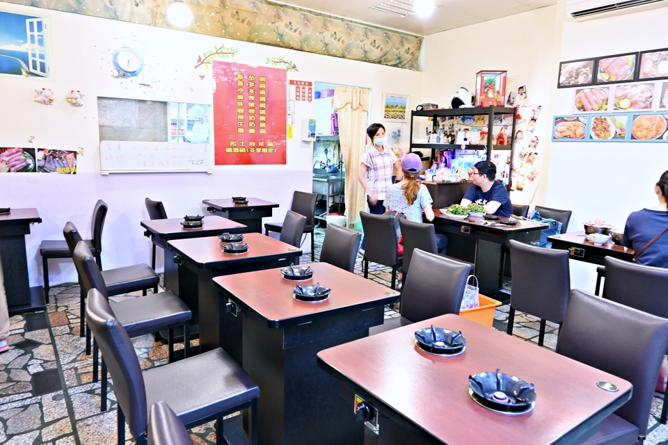 三重美食：路得小火鍋湯頭種類多，價格親民，白飯、飲料、泡菜吃到飽-附菜單 @yass集合啦！