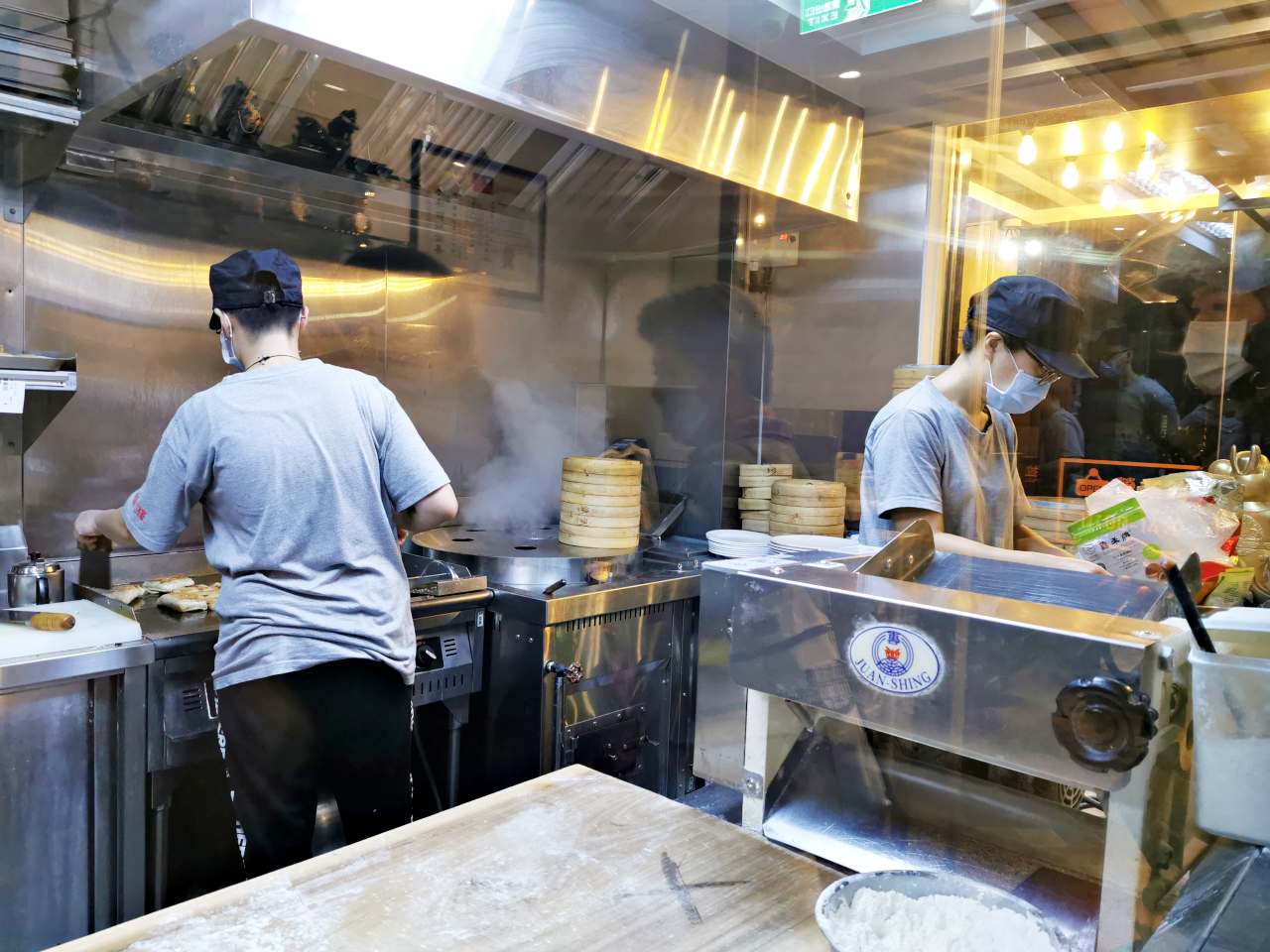台北美食：泰和樓老店傳承三代，必點酸菜白肉鍋，光開胃菜就超多選擇(附菜單)-捷運古亭站 @yass集合啦！