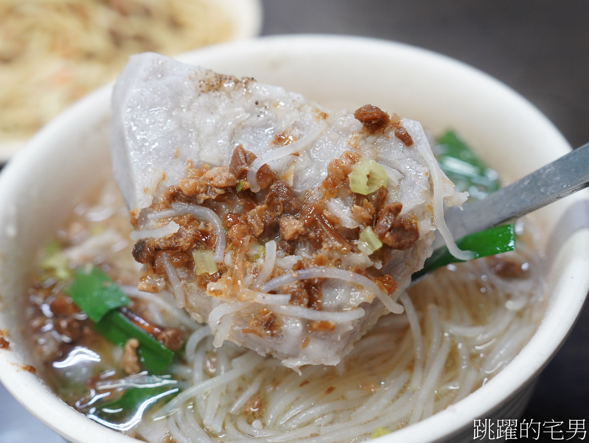 [台中芋頭米粉]珍品小吃-西區美食推薦炒麵、芋頭口感鬆軟，滿滿油蔥香滋味好 @yass集合啦！
