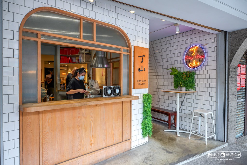 【台中美食】丁山肉丸,台中第二市場美食推薦 【台中美食】丁山肉丸,台中第二市場美食推薦