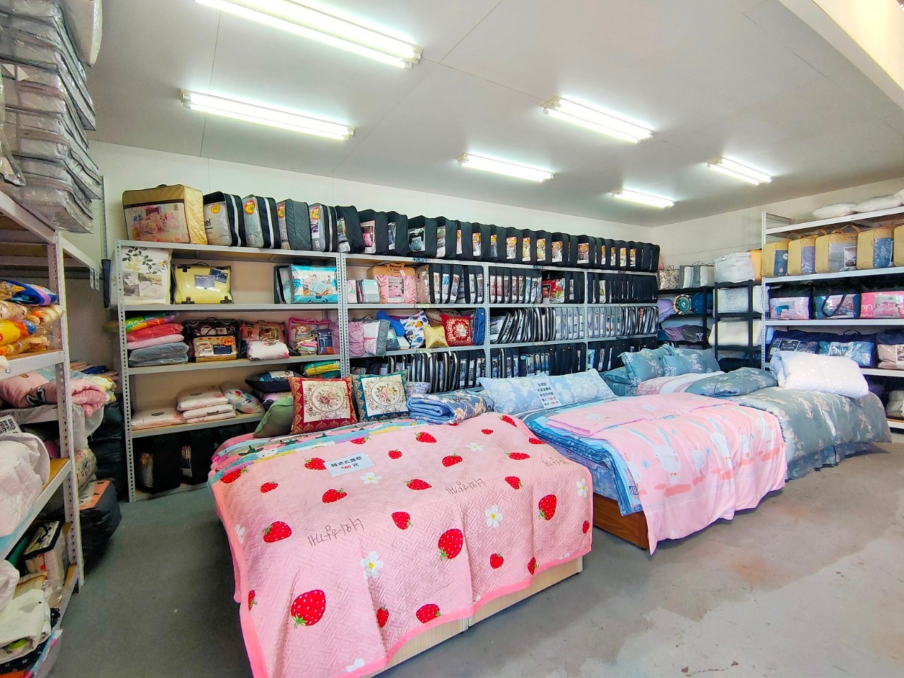 桃園觀音採購-JUNYA 淳彌精品寢具-工廠直營超破盤價，天絲鋪棉枕頭套一組兩件只要200元  （邀約） @yass集合啦！