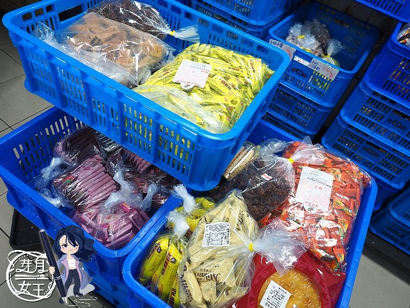 桃園採購景點-宏亞食品工廠-NG福利商品優惠價採購，天天都像是在玩彩蛋 @yass集合啦！
