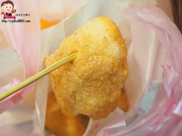 桃園中壢美食-這一家古早味手工糯米炸-彰化小吃在中原商圈重現，北部也有像白糖粿的好吃點心啦 @yass集合啦！