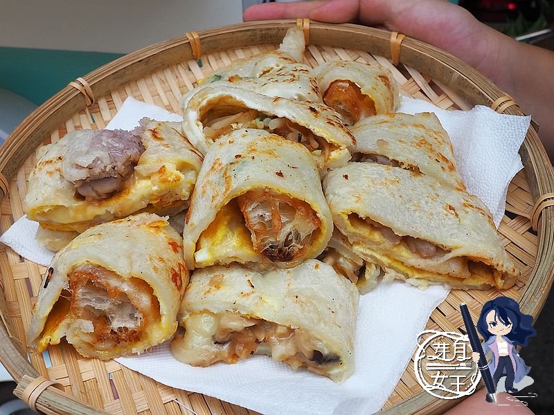 桃園龍潭美食-曾厚思。手作蛋餅-龍元商圈好吃的粉漿蛋餅，素食也有很多創意 @yass集合啦！