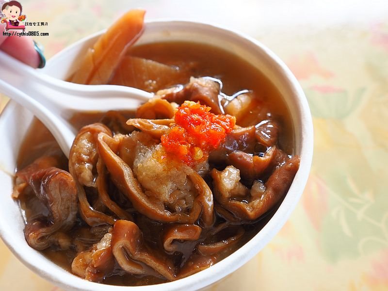 桃園中壢美食-元寶麵線-樂園旁邊的住家麵線，爆量大腸一定要加點 @yass集合啦！