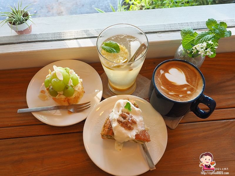 桃園火車站美食-我在這裡-火車站巷弄咖啡廳，你在那裡，我就在這裡等你 @yass集合啦！