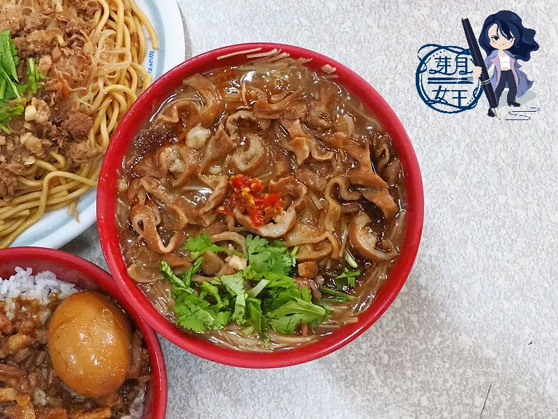 桃園大園美食-禾家豆花大腸麵線-大園隱藏版排隊早餐，松阪豬滷肉飯超級威 @yass集合啦！