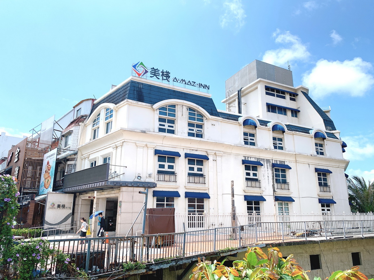 墾丁美棧大街旅店｜墾丁大街上竟然有福容大飯店住宿，1秒到墾丁大街超方便，有停車場，早餐是麥當勞 @yass集合啦！
